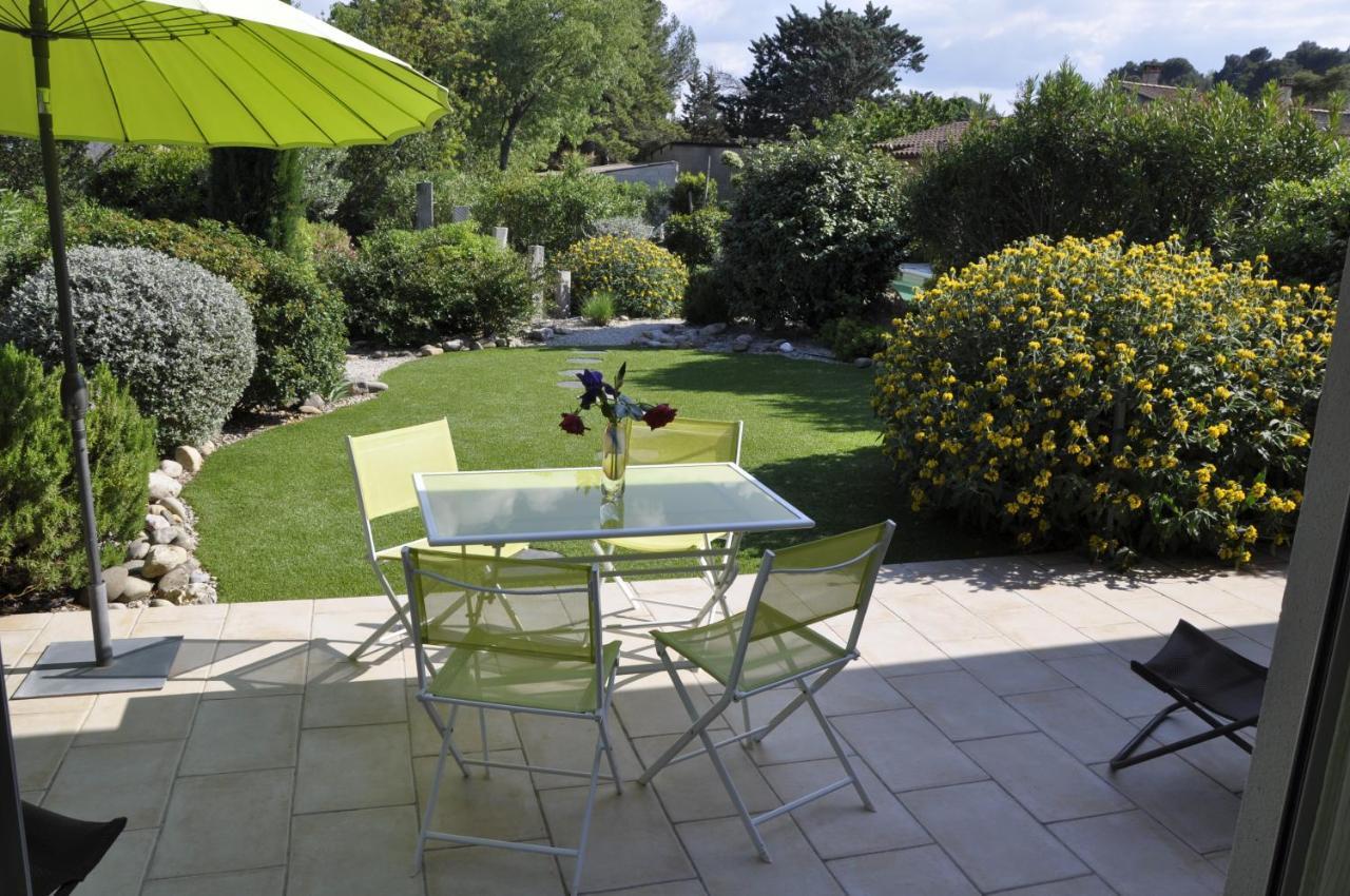 Martichris Appartement Châteauneuf-de-Gadagne Buitenkant foto
